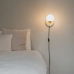 QAZQA Wandleuchten|Wohnzimmerlampen*Art-Deco-Wandleuchte aus Gold und Opalglas - Flore