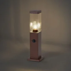 QAZQA Gartenbeleuchtung|Stehlampen Außen*Außenleuchte Rostbraun mit Klarglas 45cm IP44 mit Steckdose und Bewegungssensor - Malios