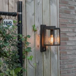 QAZQA Gartenbeleuchtung|Außenleuchten Mit Sensor*Außenwandlaterne schwarz mit Bewegungssensor IP44 - Charlois