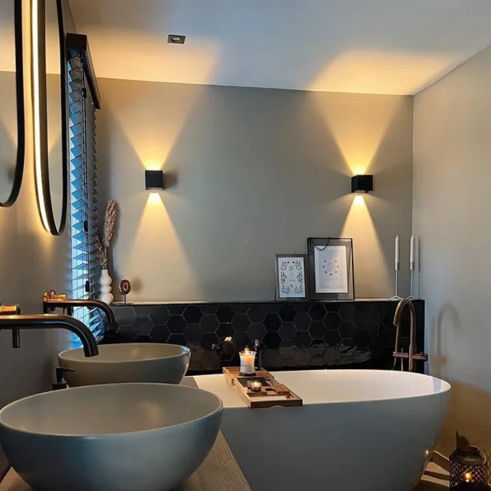 QAZQA Gartenbeleuchtung|Schlafzimmerlampen*Außenwandleuchte schwarz inkl. LED 2-flammig IP54 - Edwin