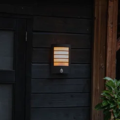 QAZQA Gartenbeleuchtung|Außenleuchten Mit Sensor*Außenwandleuchte schwarz IP44 mit Bewegungssensor - Miro