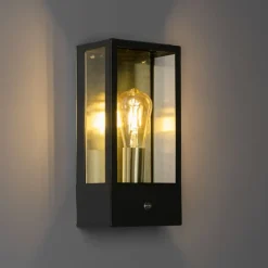 QAZQA Gartenbeleuchtung|Außenleuchten Mit Sensor*Außenwandleuchte schwarz mit goldenem Hell-Dunkel-Sensor - Rotterdam