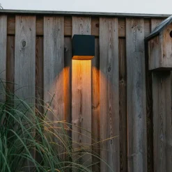 QAZQA Gartenbeleuchtung|Led-Außenleuchten*Außenwandleuchte schwarz mit Abblendlicht und Sensor auf Solar - Charlotte