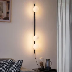 QAZQA Küchenlampen|Wandleuchten*Design Wandleuchte Schwarz mit Mattglas 3-flammig - Vertical