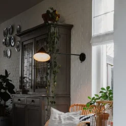 QAZQA Küchenlampen|Wandleuchten*Design-Wandleuchte schwarz verstellbar - Triangolo