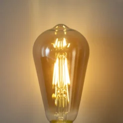 LUEDD Led Lampen|Schlafzimmerlampen*E27 Dimmbare LED-Glühbirne ST64 Rauchglas 5W 450 lm 2700K