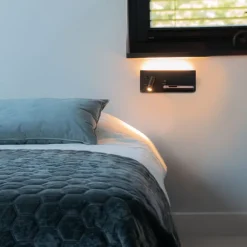 QAZQA Professional Schlafzimmerlampen|Wohnzimmerlampen*2er Set Wandleuchte schwarz inkl. LED mit USB und Induktionsladegerät - Riza