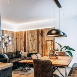 QAZQA Pendelleuchten|Wohnzimmerlampen*Industrielle Hängelampe schwarz mit goldenen 2 Lichtern - Magnax