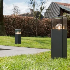 QAZQA Smarte Außenbeleuchtung|Stehlampen Außen*Intelligente industrielle Steh-Außenleuchte Anthrazit 30 cm inkl. WLAN P45 - Dänemark