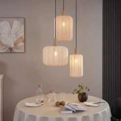 QAZQA Schlafzimmerlampen|Küchenlampen*Japandi Hängelampe Schwarz und Gold mit beigem Schirm 3-flammig - Pluni