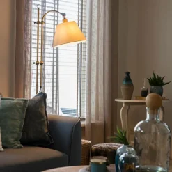 QAZQA Lampen Für Dein Homeoffice|Schlafzimmerlampen*Klassische Stehleuchte mit weißem Lampenschirm - Ashley