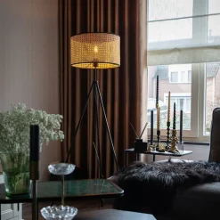 QAZQA Schlafzimmerlampen|Küchenlampen*Ländliches Stehlampen-Stativ schwarz mit Rattan-Schirm - Kata