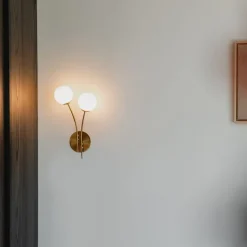 QAZQA Schlafzimmerlampen|Küchenlampen*Moderne Wandleuchte Gold mit Opalglas 2-flammig - Athens