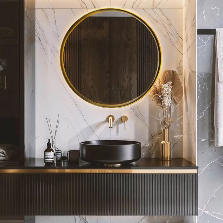 QAZQA Badezimmerlampen|Spiegel Mit Beleuchtung*Moderner Badezimmerspiegel schwarz inkl. LED und Touchdimmer - Pim