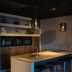 QAZQA Pendelleuchten|Esszimmerlampen*Set mit 2 Design-Hängelampen in schwarz mit Rauchglas - Bliss