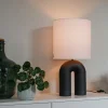 QAZQA Tischlampen|Wohnzimmerlampen*Skandinavische Tischleuchte Schwarz mit weißem Leinen-Schirm - Lotti