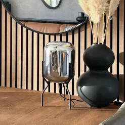 QAZQA Tischlampen|Wohnzimmerlampen*Smarte Design Tischleuchte schwarz mit Rauchglas inkl. WiFi A60 - Bliss