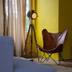 QAZQA Stehlampen|Wohnzimmerlampen*Smarte Stativ-Stehlampe Bronze mit Holz Studio Spot inkl. WiFi A60 - Radient