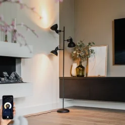 QAZQA Stehlampen|Wohnzimmerlampen*Smarte Stehleuchte Schwarz mit Gold 3-flammig inkl. 3 WiFi P45 - Tommy