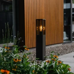 QAZQA Gartenbeleuchtung|Stehlampen Außen*Stehende Außenleuchte schwarz mit Rauch 80 cm IP44 - Charlois