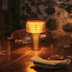 Newgarden Gartenbeleuchtung|Led-Außenleuchten*Tischleuchte Orange Kunststoff inkl. LED Solar Wiederaufladbar IP44 - Ambar