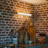 QAZQA Badezimmerlampen|Led-Wandleuchten*Wandleuchte weiß mit gold inkl. LED 3-stufig dimmbar IP44 - Yordi
